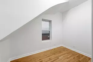 3254 W Hirsch Ave, Chicago, IL 60651 - Photo 9