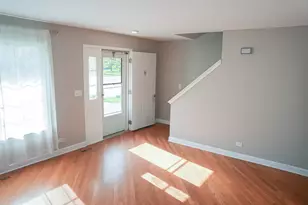 7 Gladys Ct, South Elgin, IL 60177 - Photo 7