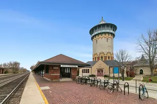 446 Longcommon Rd, Riverside, IL 60546 - Photo 21