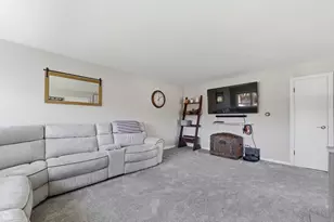 2918 N 75th Ct, Elmwood Park, IL 60707 - Photo 11