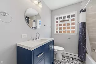 2918 N 75th Ct, Elmwood Park, IL 60707 - Photo 17