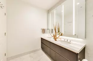 363 E Wacker Dr, Chicago, IL 60601 - Photo 15