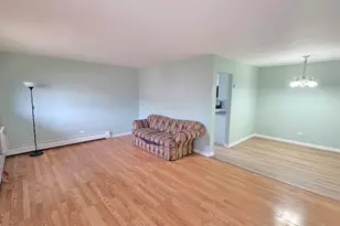 1557 Jill Ct, Glendale Heights, IL 60139 - Photo 3