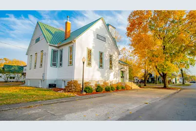 201 N Beech Street, Forrest, IL 61741 - Photo 1