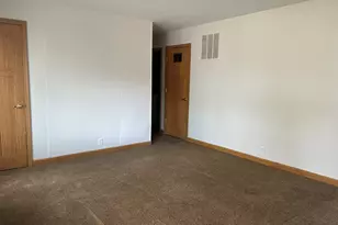 506 Parkside Dr, Sycamore, IL 60178 - Photo 15