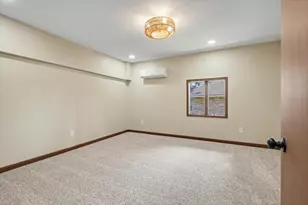 2 Walton Pl, Normal, IL 61761 - Photo 21