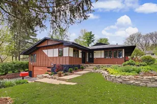 2 Walton Pl, Normal, IL 61761 - Photo 3