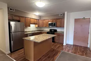 9864 Leland Ave, Schiller Park, IL 60176 - Photo 5