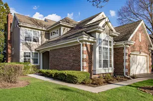 2015 N Evergreen Ave, Arlington Heights, IL 60004 - Photo 3