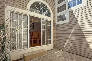 2015 N Evergreen Ave, Arlington Heights, IL 60004 - Photo 13