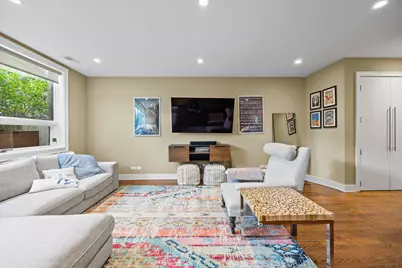 3321 N Sheffield Avenue #1, Chicago, IL 60657 - Photo 17