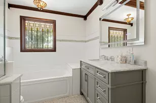 75 S 2nd Ave, Lombard, IL 60148 - Photo 11
