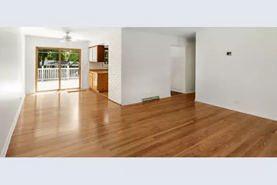 75 S 2nd Avenue, Lombard, IL 60148 - Photo 5