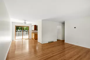 75 S 2nd Ave, Lombard, IL 60148 - Photo 5