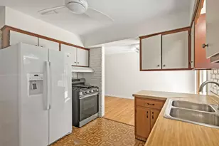 75 S 2nd Ave, Lombard, IL 60148 - Photo 7
