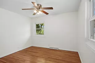 75 S 2nd Ave, Lombard, IL 60148 - Photo 21