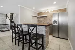 230 Millford Ln, Bloomingdale, IL 60108 - Photo 21