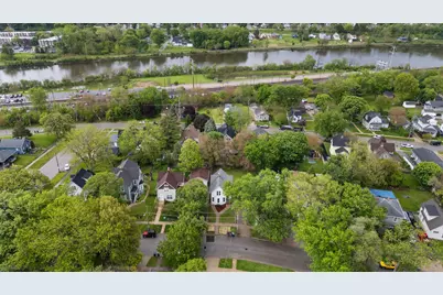 447 Ashland Avenue, Elgin, IL 60123 - Photo 25