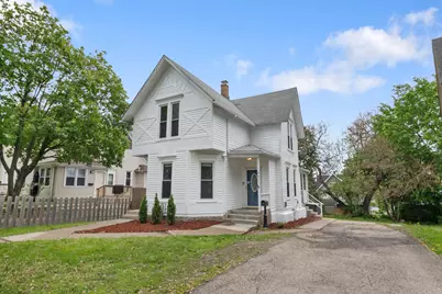 447 Ashland Avenue, Elgin, IL 60123 - Photo 1