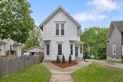 447 Ashland Avenue, Elgin, IL 60123 - Photo 1