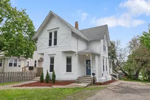 447 Ashland Ave, Elgin, IL 60123 - Photo 1