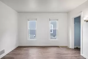 447 Ashland Ave, Elgin, IL 60123 - Photo 5