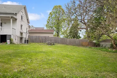 447 Ashland Avenue, Elgin, IL 60123 - Photo 23