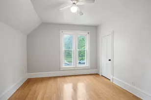 447 Ashland Ave, Elgin, IL 60123 - Photo 19