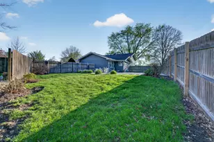3211 Wild Oaks Ct, Joliet, IL 60431 - Photo 11