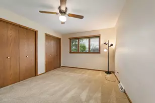 1621 Claremont Dr, Darien, IL 60561 - Photo 17
