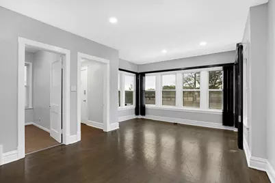 6254 W Barry Avenue, Chicago, IL 60634 - Photo 3