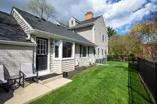 921 Woodbine Ln, Northbrook, IL 60062 - Photo 27