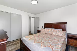 1525 Grove Dr, Round Lake Beach, IL 60073 - Photo 13