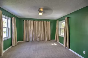 204 W South St, Clifton, IL 61727 - Photo 17