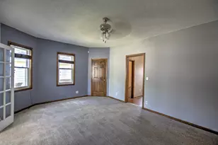204 W South St, Clifton, IL 61727 - Photo 5