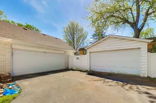 511 Mark Ln, Downers Grove, IL 60516 - Photo 37