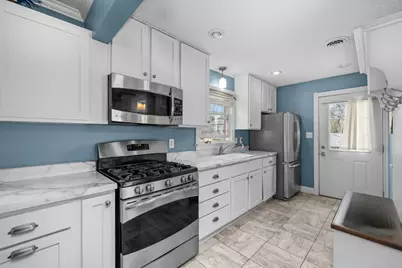 3213 S Shore Drive, Moline, IL 61265 - Photo 5