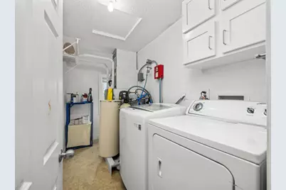 3213 S Shore Drive, Moline, IL 61265 - Photo 15