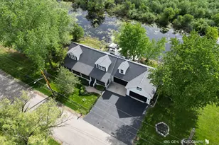 610 Knollwood Rd, Ingleside, IL 60041 - Photo 3