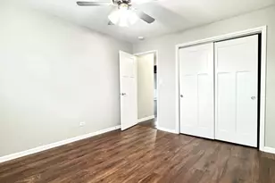 5644 W 105th St, Oak Lawn, IL 60453 - Photo 9