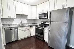 5644 W 105th St, Oak Lawn, IL 60453 - Photo 3
