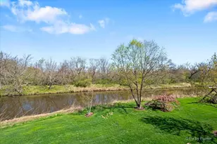 261 Johnson Woods Dr, Batavia, IL 60510 - Photo 35