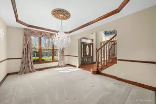 261 Johnson Woods Dr, Batavia, IL 60510 - Photo 9