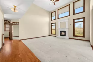 261 Johnson Woods Dr, Batavia, IL 60510 - Photo 17