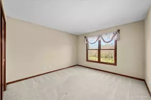 261 Johnson Woods Dr, Batavia, IL 60510 - Photo 25