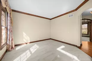 261 Johnson Woods Dr, Batavia, IL 60510 - Photo 7