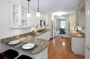 422 Vly Vw Rd, Lake Barrington, IL 60010 - Photo 11