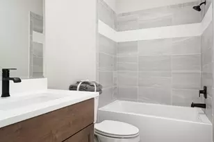 3947 Caliente Cir, Naperville, IL 60564 - Photo 27