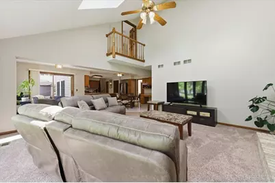 301 Stoneleigh Lane, Oswego, IL 60543 - Photo 19