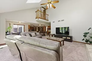 301 Stoneleigh Ln, Oswego, IL 60543 - Photo 19